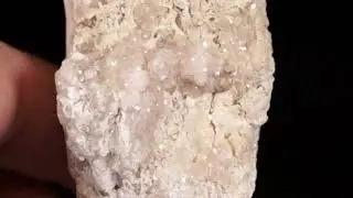 Grossular, Jeffrey Mine, Val des Sources (Asbestos), Quebec, Canada