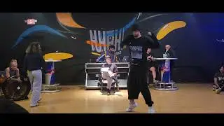 Cookie vs. Cookie Popping Battle