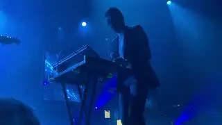 Hugorm - Omvender (Live fra Den Gr&aring; Hal 22-03-11)