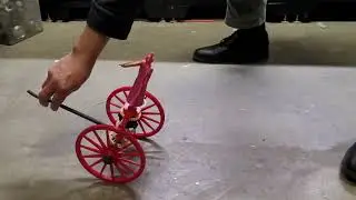 Chinese South pointing chariot