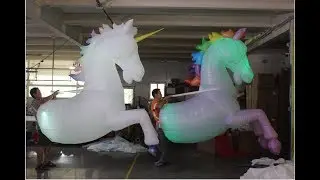 Walking Inflatable Horse Moving Costume for Parade Fiers &agrave; cheval vaux le vicomte