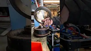 broken harmonic balancer #automobile #mechanic #hilux #4runner #diesel #diy