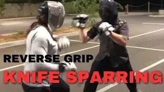 Double reverse grip knife sparring, Byron vs Miko