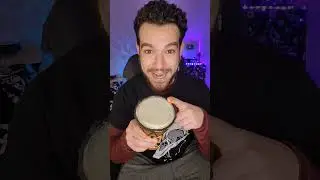 El tambor m&aacute;s peque&ntilde;o 😳🎶 #tambor #djembe #instrumento #percusion #musico #miniatura #musica