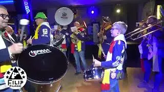 Brabantse nachten zijn lang  -muziekband CV Spuit Elluf