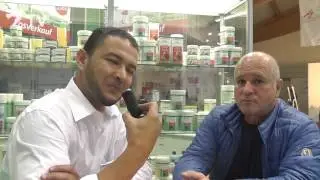 البطل درابا Andreas Drapa  في حوار مع رونفريد Röhnfried في معرض الحمام الزاجل