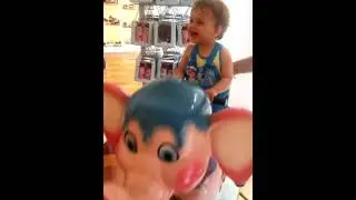 Jude et le man&egrave;ge &eacute;l&eacute;phant