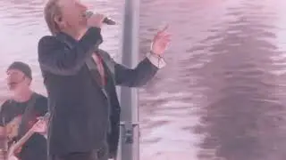 U2 - Beautiful Day