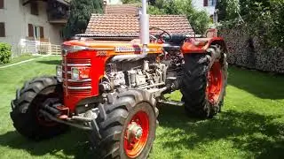 R&ouml;tlin ferlag Traktoren fest