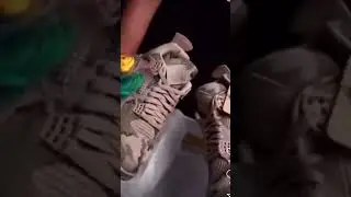 UNBOXING 1 OF 80 PAIRS MADE OF THE ALEALIMAY AIR JORDAN 4 SP &ldquo;VETERANS DAY&rdquo;
