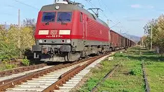 ДТВ 30560 От Бургас за Златица с 86014,86020 пристига на гара Казанлък 