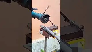 Pipe cutting grinder tricks #shortsfeed #youtubeshorts #shortshorts #shortvideo #shortsviral #shorts