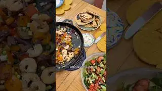 A light dinner for those warm summer evenings! #summerdinnerideas #summerdinner #DinnerIdeas