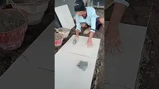 Jalan Duniaku Alhamdulillah mulai pasang Granit #pejuangrupiah #likeandsubscribe #videoshort