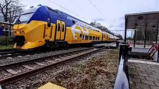 4 cars of Flow-VIRMm storm through Wolfheze - Fly-by -