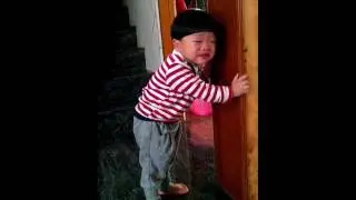 小寶貝便秘真辛苦....