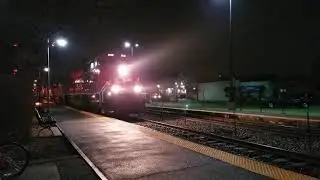 CP 7002 leads CP 288 past Northbrook