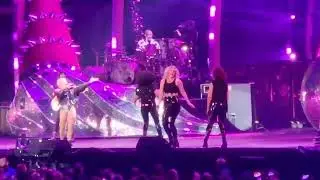 Pink performs Blow me (one last kiss) @ pinks summer carnival 2023