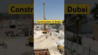 Behind the scenes at a construction site. Looks crazy #dubai #uae #construction