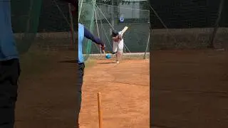 50 year old batsman showing youngsters how it&rsquo;s done #viral #shorts