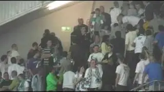 Interwencja ochrony na meczu Anwil - Zastal. Kibice z H1 wychodzą z hali