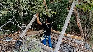 Building a Primitive Log Cabin Roof Frame  Bushcraft Survival Shelter