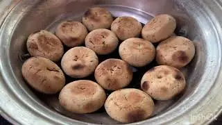 एक बार बना लिए तो बार बार बनाओगे👌|| इस बार इस तरीके से बनाये बाटी 😋#crispy #soft  #bati #recipe #yt