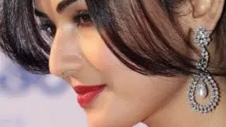 Indian Glamorous Actress Neelam Muneer Beautiful Lips Closeup