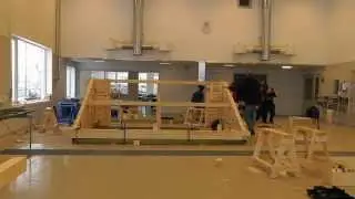 Gapahuk lages på Vestby VGS for FNF