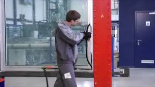 Reynaers Aluminium - Technology Centre: burglary proof test
