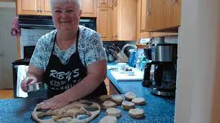 Cinnamon Raisin English Muffins using the bread machine - Budget Friendly!