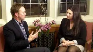Boston College Television's Stephanie Winiarski Interviews Clinton Kelly