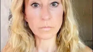 Ich f&uuml;hle mich von unserer Regierung missbraucht (sorry fur das verschmierte Augenmakeup)