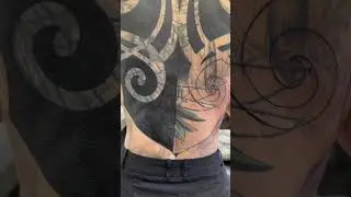 From old ink to full backpiece 🖤  #tattoo #coveruptattoo #backpiece #tattooprocess #blackworktattoo