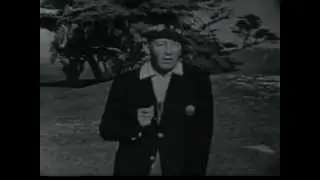 Bing Crosby Gives Tips on Golf