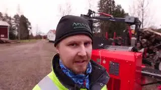Slovenialainen klapikone pyöröterällä | Firewoodprocessor from Slovenia