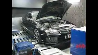 MONARO CV8Z ON DYNO AFTER HEADS  & CAM !!!!