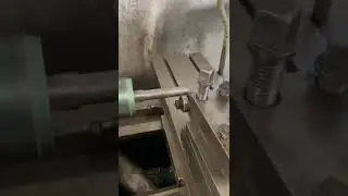 How to straighten the shaft of an electric grass trimmer motor