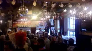 Gaef 'm eine Laepel - Jill Gruisen - I Would Stay