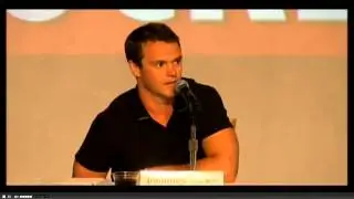 2013 Blackhawks Convention - Fan asks Jonathan Toews about Sidney Crosby