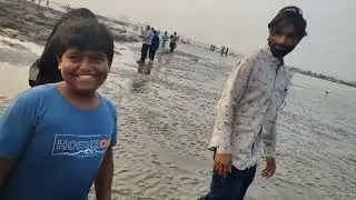 Aaj ham log gaye the Juhu beach ghumne app sab video dekhiye aur bataiye kaisa laga appko video 😍❤️