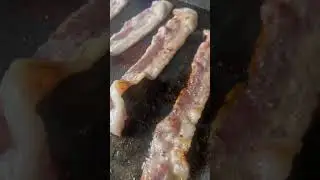 #breakfast #asmrsounds #asmrvideo #asmr #bacon #breafastrecipe #asmrcommunity #asmrsound