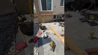 Делаем террасу деку своими руками в Торонто #toronto #работавканаде #construction #home #Backyard￼￼