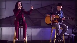 Happy - Just Feel Duo / Live in SOLOD enjoy bar ( Pharrell Williams cover)