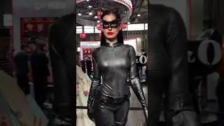 Catwoman Life Size Statue by Queen Studios #QueenStudios #AnneHathaway #Catwoman #DC #Batman