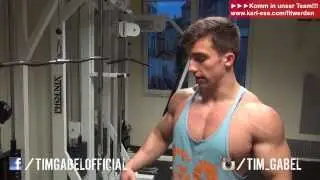 Close-grip bicep curls with the barbell + triceps training - TIM-GABEL.COM