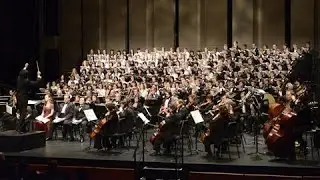 New Orchestra Rethinks the Classical Music Experience
