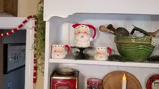 CHRISTMAS KITCHEN SHELVES WITH LOTS OF VINTAGE TREASURES & SOME RAE DUNN DEC.11,2023💚🎅💚