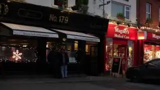 Green Door Florist at Christmas