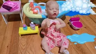 Morning Routine with Baby Doll Bathing🛁 Feeding🍼 & Changing👶